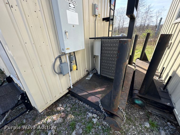 image for item FK1391 Skid mounted office