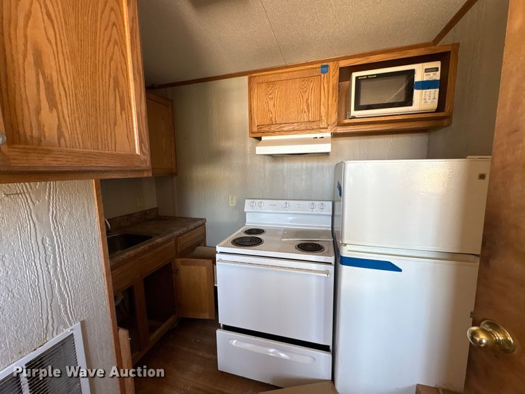 image for item FK1391 Skid mounted office