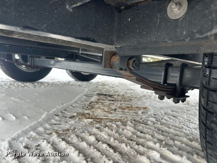 image for item FK1812 1993 Ranger 397I/0 boat