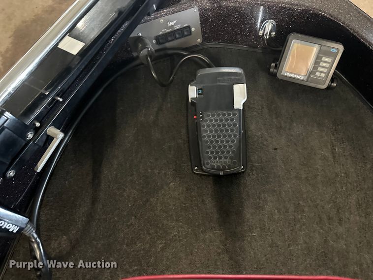 image for item FK1812 1993 Ranger 397I/0 boat