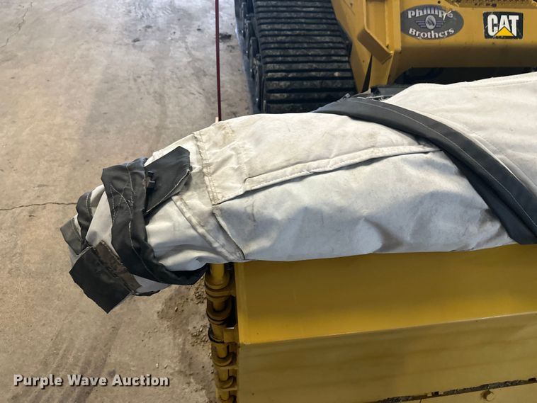 image for item FK1812 1993 Ranger 397I/0 boat