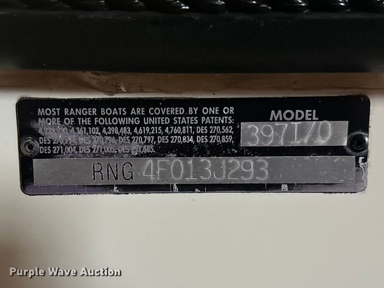 image for item FK1812 1993 Ranger 397I/0 boat