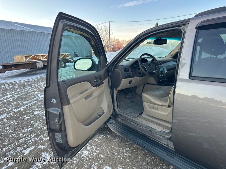 image for item FK1865 2011 Chevrolet Tahoe SUV