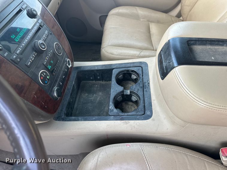 image for item FK1865 2011 Chevrolet Tahoe SUV