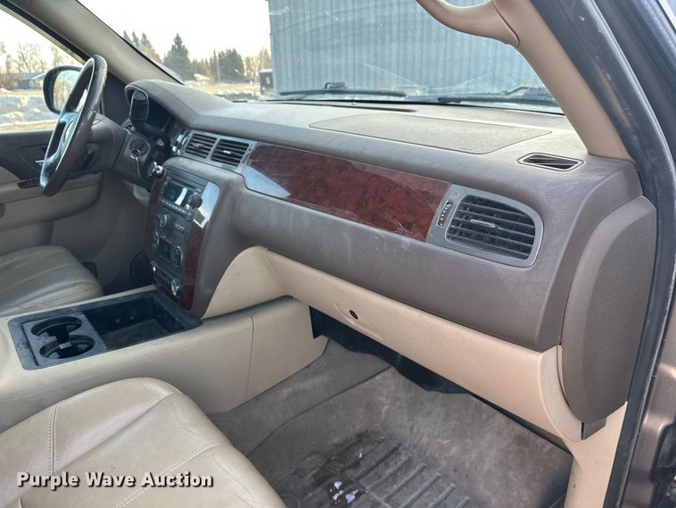 image for item FK1865 2011 Chevrolet Tahoe SUV