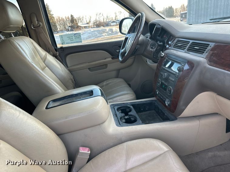 image for item FK1865 2011 Chevrolet Tahoe SUV