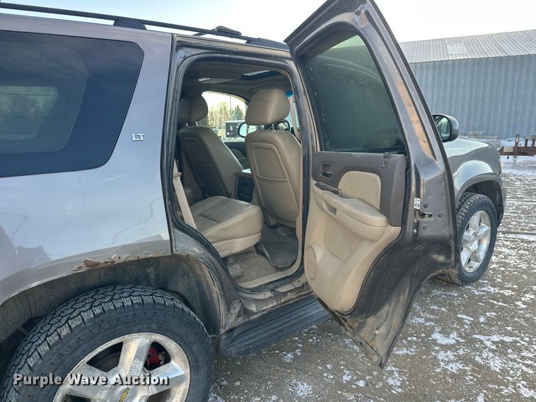 image for item FK1865 2011 Chevrolet Tahoe SUV