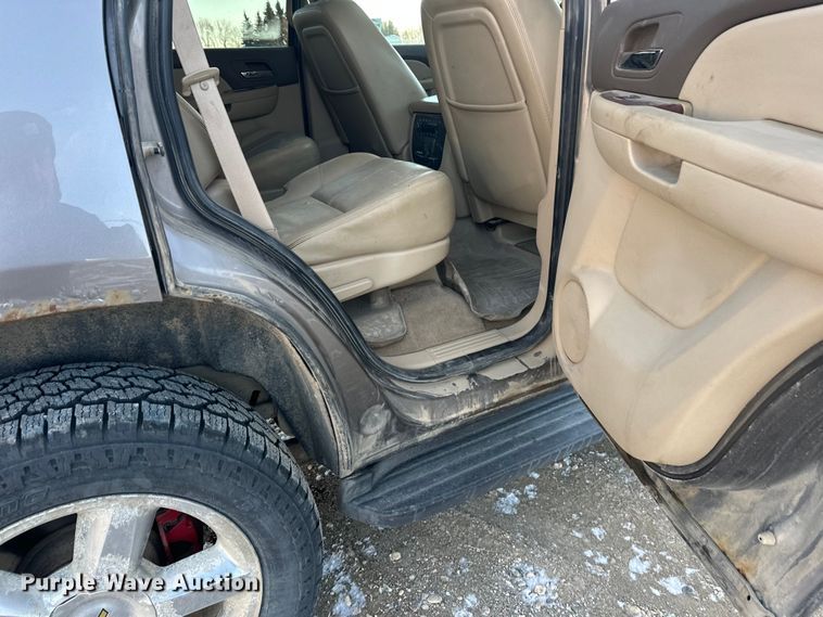 image for item FK1865 2011 Chevrolet Tahoe SUV