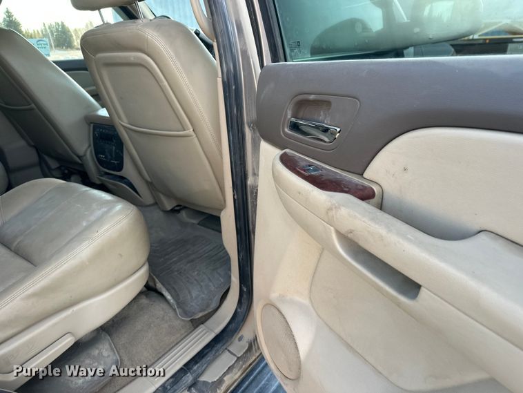 image for item FK1865 2011 Chevrolet Tahoe SUV