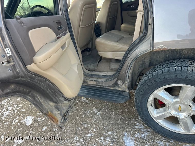 image for item FK1865 2011 Chevrolet Tahoe SUV