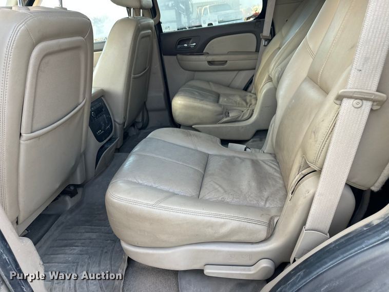 image for item FK1865 2011 Chevrolet Tahoe SUV