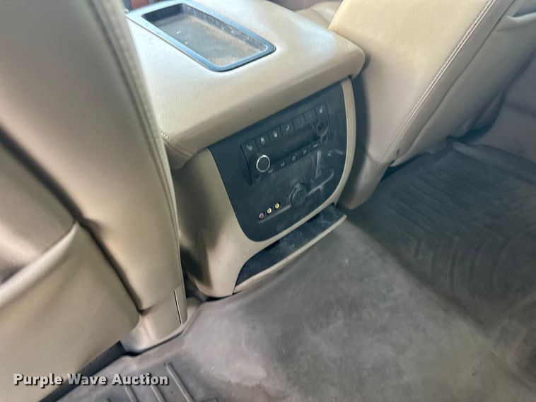 image for item FK1865 2011 Chevrolet Tahoe SUV