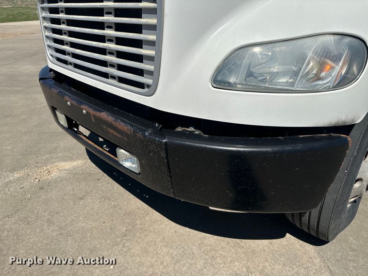 image for item FM7515 2013 Freightliner M2 refrigerated truck