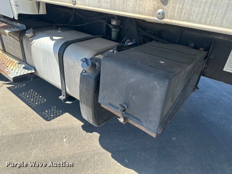 image for item FM7515 2013 Freightliner M2 refrigerated truck