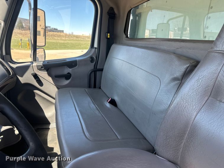 image for item FM7515 2013 Freightliner M2 refrigerated truck