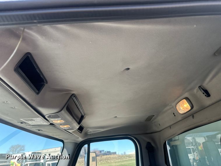 image for item FM7515 2013 Freightliner M2 refrigerated truck