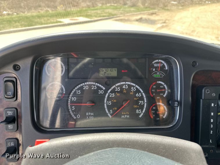 image for item FM7515 2013 Freightliner M2 refrigerated truck