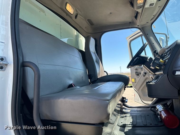 image for item FM7515 2013 Freightliner M2 refrigerated truck