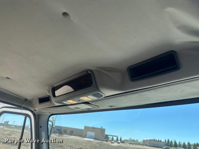 image for item FM7515 2013 Freightliner M2 refrigerated truck