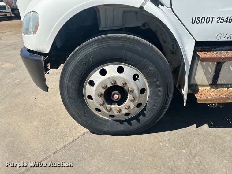 image for item FM7515 2013 Freightliner M2 refrigerated truck