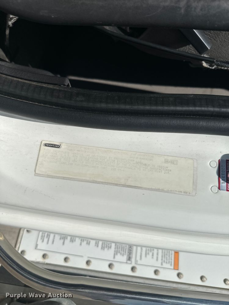 image for item FM7515 2013 Freightliner M2 refrigerated truck