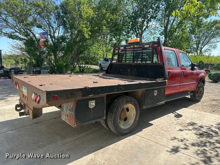 image for item FM7522 2003 Ford F450 Super Duty Crew Cab flatbed truck