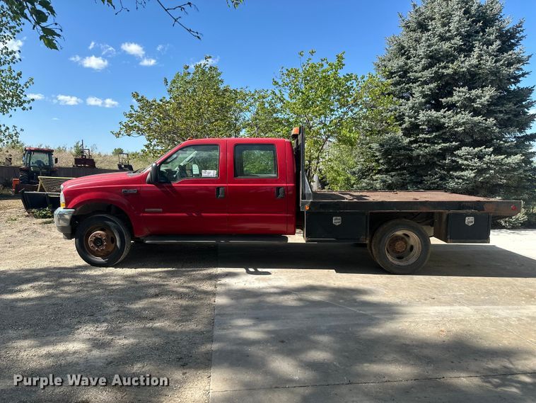 image for item FM7522 2003 Ford F450 Super Duty Crew Cab flatbed truck