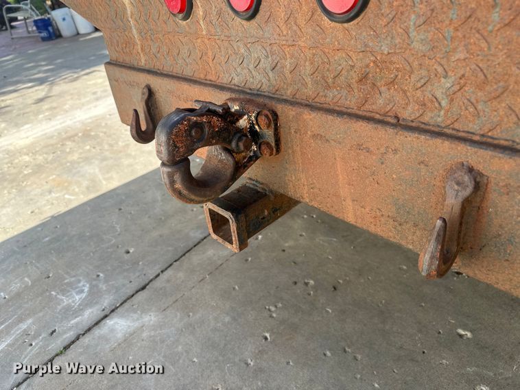 image for item FM7522 2003 Ford F450 Super Duty Crew Cab flatbed truck