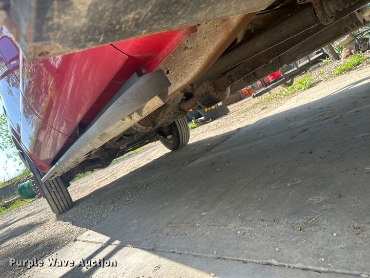 image for item FM7522 2003 Ford F450 Super Duty Crew Cab flatbed truck