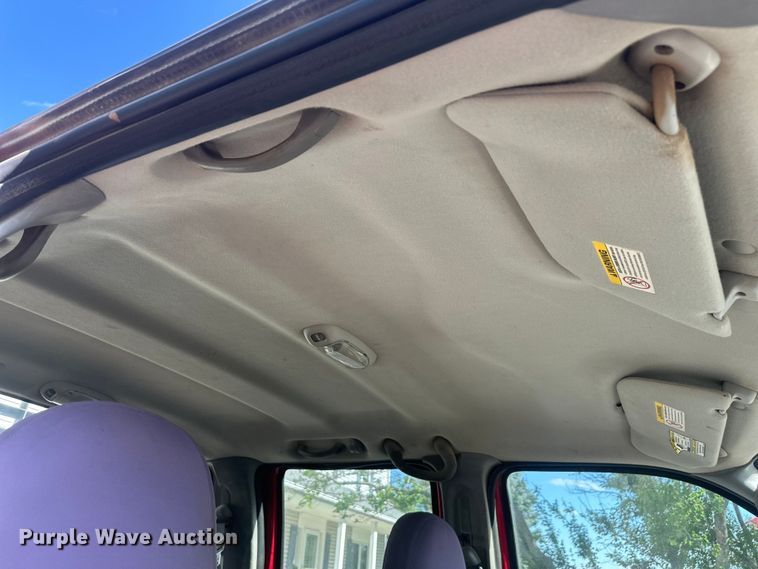 image for item FM7522 2003 Ford F450 Super Duty Crew Cab flatbed truck