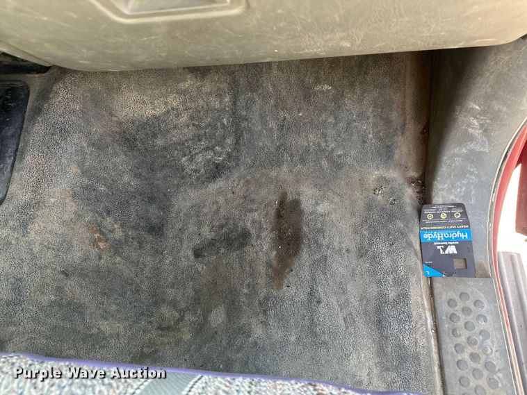 image for item FM7522 2003 Ford F450 Super Duty Crew Cab flatbed truck