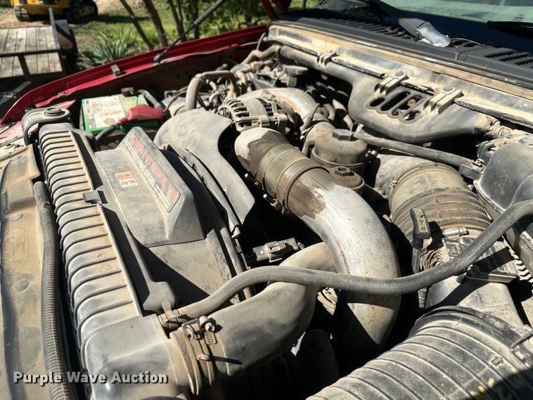 image for item FM7522 2003 Ford F450 Super Duty Crew Cab flatbed truck