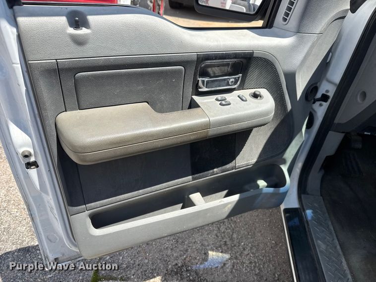 image for item GA9701 2006 Ford F150 pickup truck