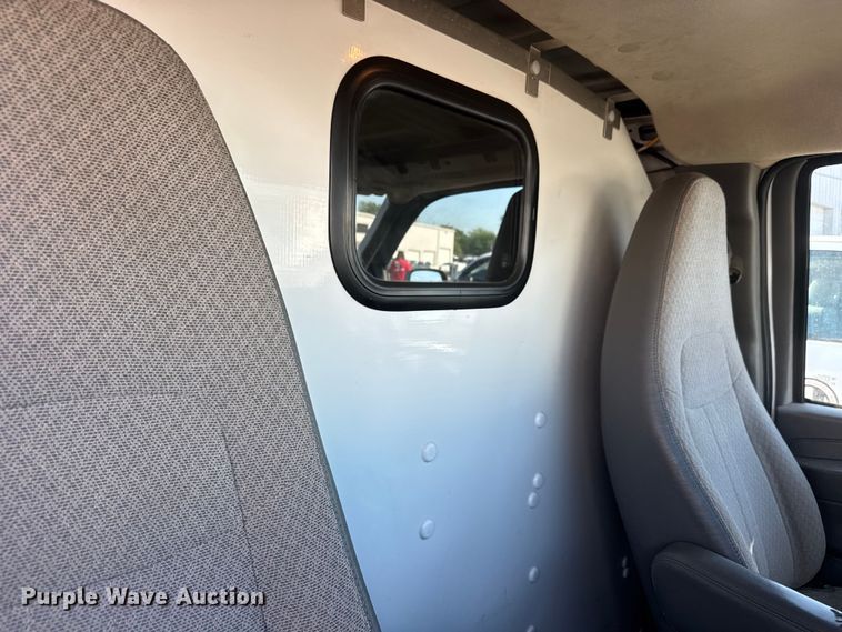 image for item GA9705 2012 Chevrolet Express 1500 cargo van