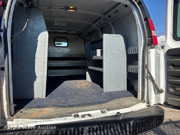 image for item GA9705 2012 Chevrolet Express 1500 cargo van