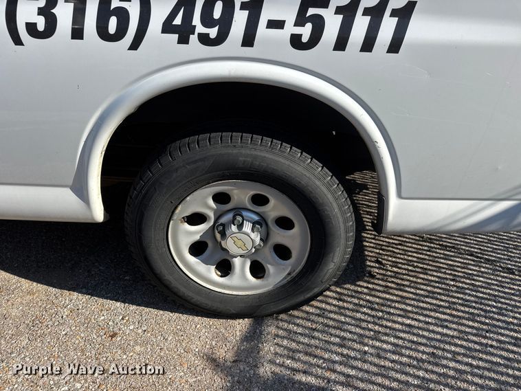 image for item GA9705 2012 Chevrolet Express 1500 cargo van