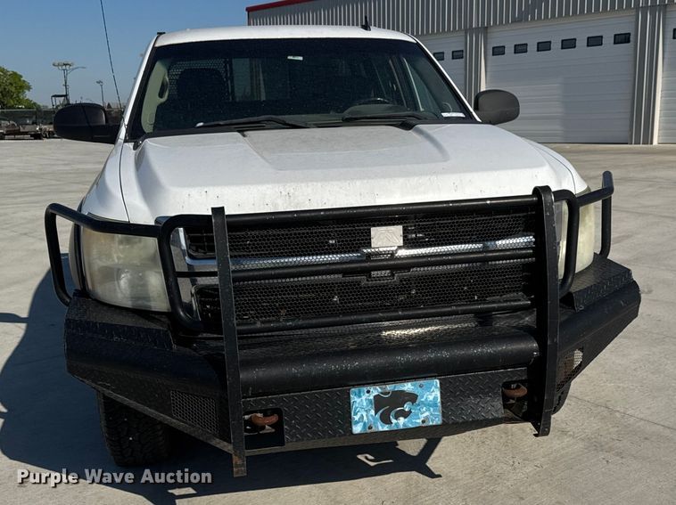 image for item GA9706 2008 Chevrolet Silverado 2500 HD Crew Cab pickup truck