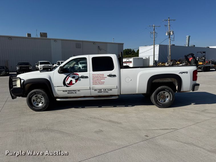 image for item GA9706 2008 Chevrolet Silverado 2500 HD Crew Cab pickup truck