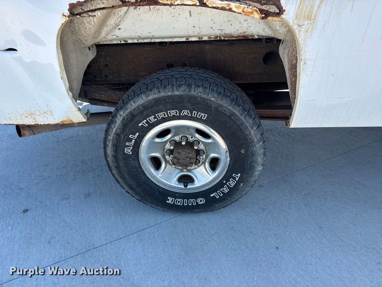 image for item GA9706 2008 Chevrolet Silverado 2500 HD Crew Cab pickup truck
