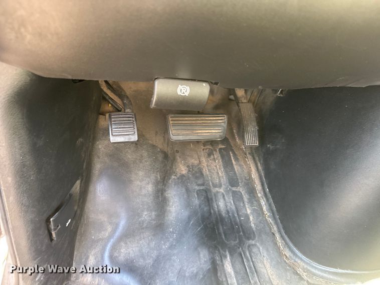 image for item GA9707 2017 GMC Savana 2500 delivery van