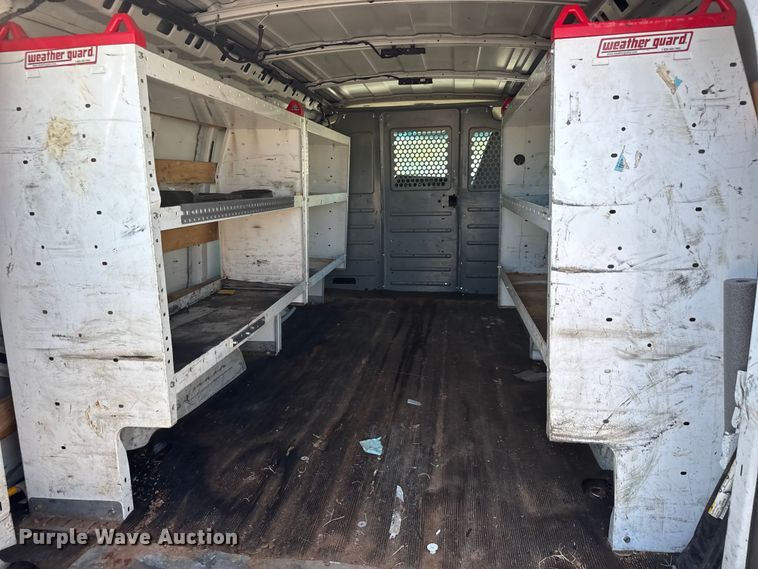image for item GA9707 2017 GMC Savana 2500 delivery van