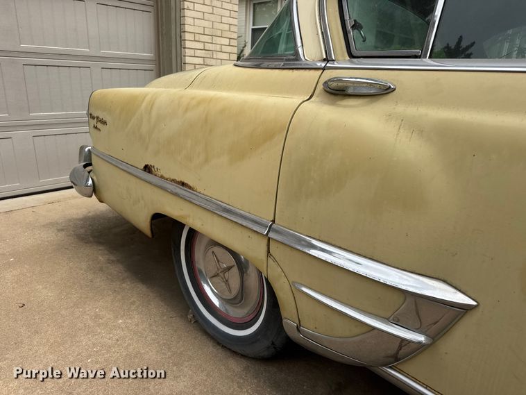 image for item MX9051 1954 Chrysler New Yorker Deluxe 