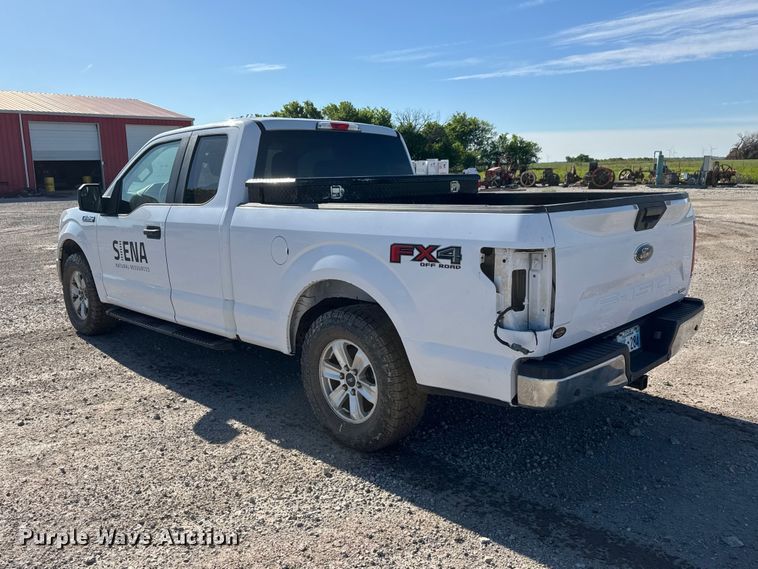 image for item MX9083 2019 Ford F150 Ext. Cab pickup truck