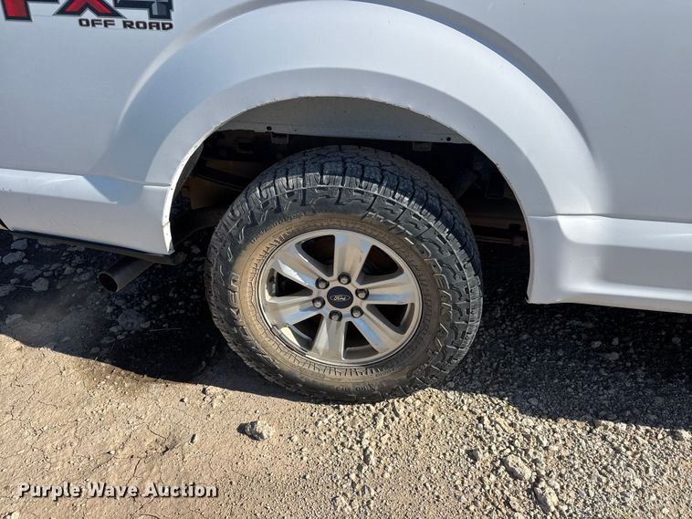 image for item MX9083 2019 Ford F150 Ext. Cab pickup truck