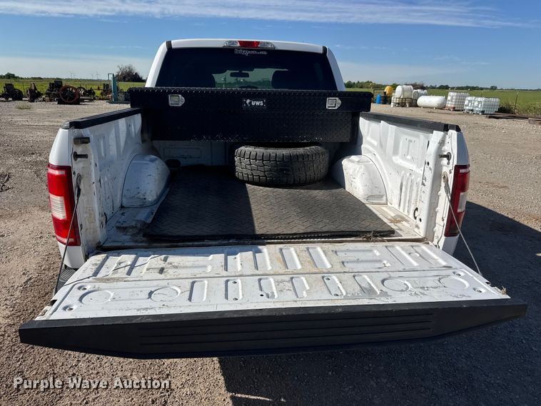 image for item MX9084 2018 Ford F150 Crew Cab pickup truck
