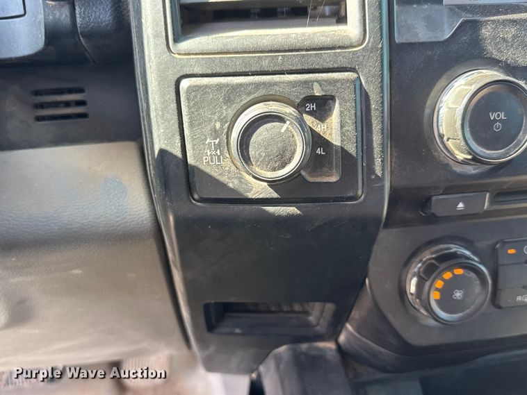 image for item MX9085 2018 Ford F150 Crew Cab pickup truck