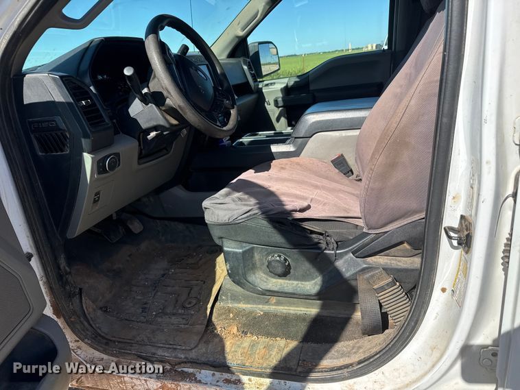 image for item MX9086 2020 Ford F150 Crew Cab pickup truck