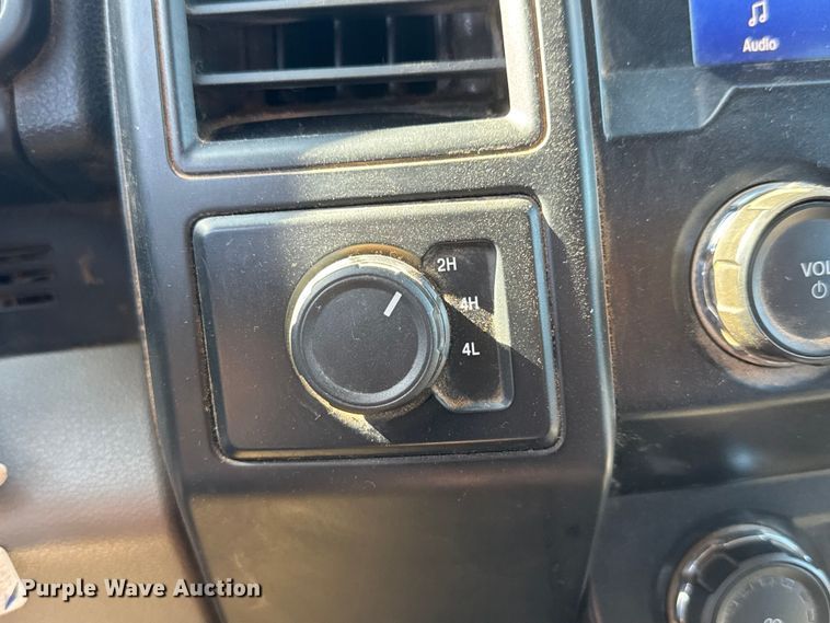 image for item MX9086 2020 Ford F150 Crew Cab pickup truck