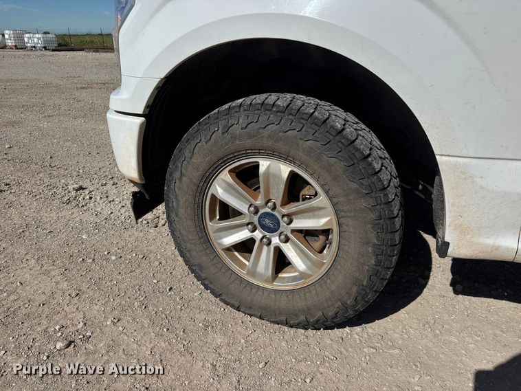 image for item MX9086 2020 Ford F150 Crew Cab pickup truck
