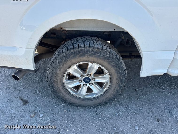 image for item MX9086 2020 Ford F150 Crew Cab pickup truck